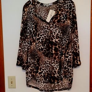 Profile leopard print top